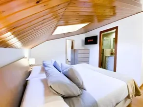 Elegante Ático Encamp FREE Parking Wifi SmartTv Con altillo y 2 baños completos l by BonesVacances - Image 3