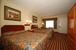 Motorsports Inn and Suites - Image 3