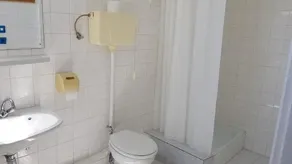 Hotel Amigo - Image 3