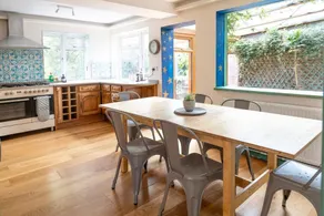 Charming Frome Retreat With 4 Bedrooms - Image 5