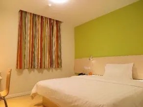 7 Days Inn Shenzhen Airport Hourui Railway Station Branch - Image 1