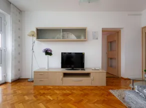 Charming and Tranquil Krk Center Apartment - Image 5