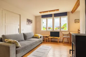 Lake View Holiday Home - Image 3