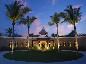 Shangri La's Villingili Resort and Spa - Image 5