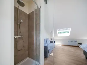 Modern holiday home in Marchin with a jacuzzi - Image 4