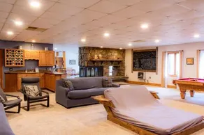 The Hive Lodge with views of the Smokies - Image 3