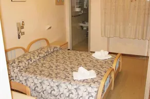 Hotel Hamburg - Image 2