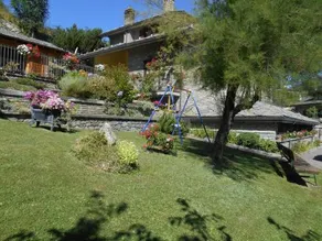 Les Fleurs Bed And Breakfast - Image 2