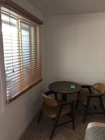 Lake Land Inn - Image 3