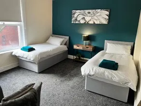 The Chat Moss Hotel - Image 2