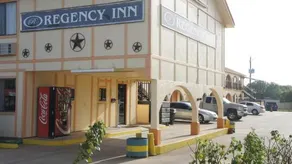 Regency Inn - Image 4