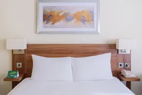 Holiday Inn Northampton By Ihg - Image 3