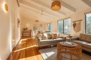 Roderick Beach House Pet Friendly - Image 2