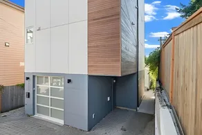 NEW 3BR Great Location Queen Anne W Rooftop - Image 5