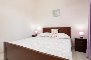 Mary's Home - Image 4