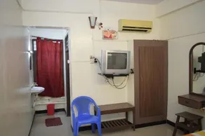 Hotel Akil Towers by OYO Rooms - Image 3