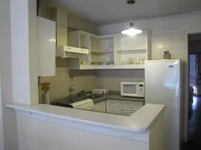 Anchorena Plaza Apartments - Image 2