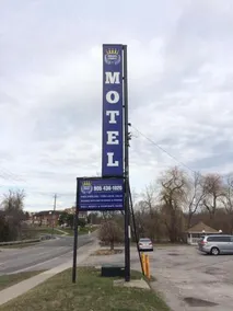 Knights Inn Oshawa - Image 2