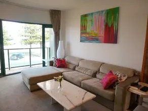 Beach Front Holiday Living - Image 5