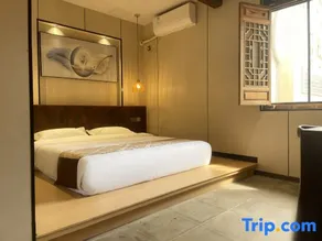 Old Street Homestay - Image 1