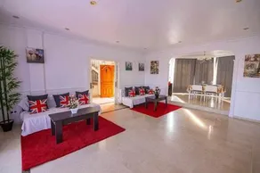 lujosa villa en Alhaurin de la Torre 7 dormitorios - Image 2