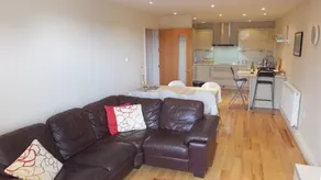 Cobourg House - Image 2