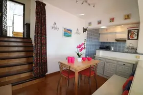 Apartamento Con Terraza Grande Y Vistas Preciosas Al Mar - Image 2