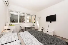 Old Town Small Apartments - Image 3