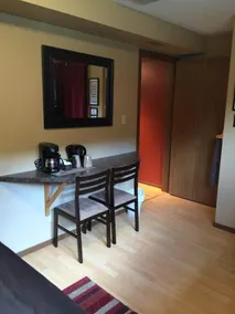 Pyramid Guest House - Image 2