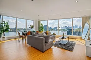 Spacious Excel London Apartment with Balcony, River View and Parking Sleeps 8 - Image 5