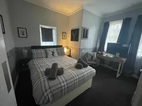 Navaar House - Image 2