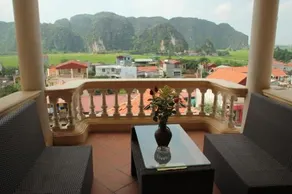 Ha Long Hotel - Image 4