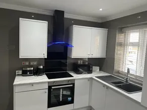 Modern Executive 2-bed Apartment in London - Image 5