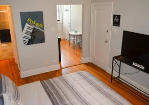 Prime Location w Historic Charm Near Shops &Parks - Image 4