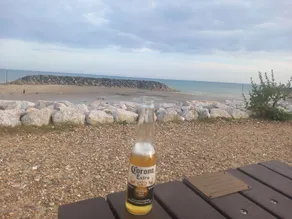Remarkable 2-bed Apartment Near Bognor Beaches - Image 5
