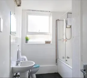 A 2-comfortable Bedroom Apartment - Image 2