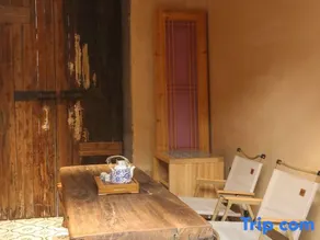 Zahezhizhou Homestay (Xidi Ancient Village) - Image 2