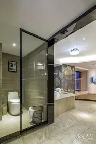 Camphor Forest Hotel - Image 4