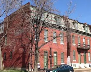 Cute and Comfy 2 Bedroom in Soulard - Image 2