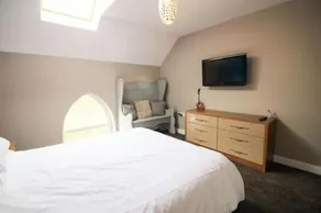 Ty Capel - Image 3