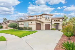 Spacious Golf Course Retreat - w/ Modern Kitchen - Image 4