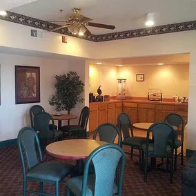 Oakland Inn - Image 2
