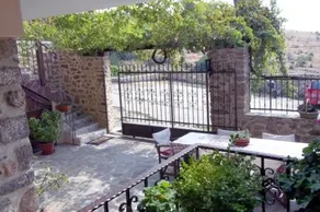 Aposkepos Hotel - Image 2
