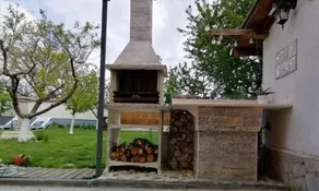 River Hills Guest House - Image 2