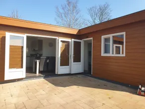 Beau chalet avec son propre sloop et port à Bantega Friesland - Image 4