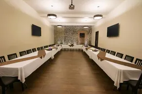 Hotel Imperial Luxury - Image 4