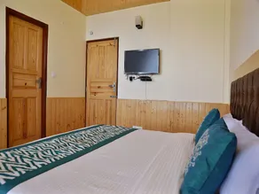 Kufri Ashray By Ditto Room - Image 2