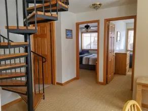 Alpenglow Vacation Rentals - Image 4