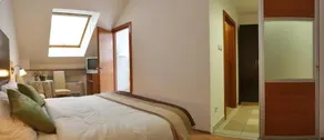 Times Inn Rooms and Apartments - Image 5