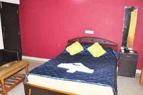 Hotel Kings Gateway - Image 2